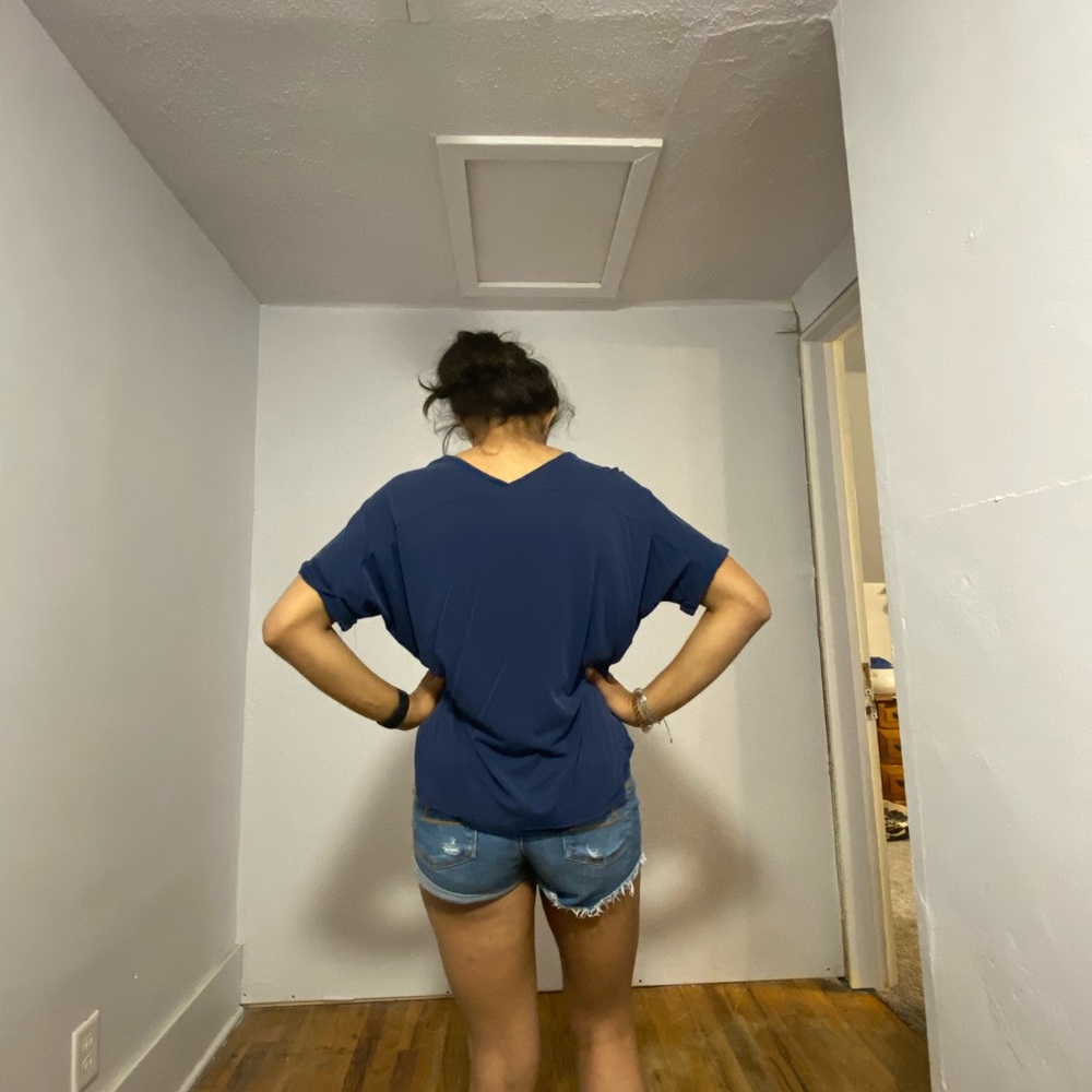 Top - Picture 2 of 2